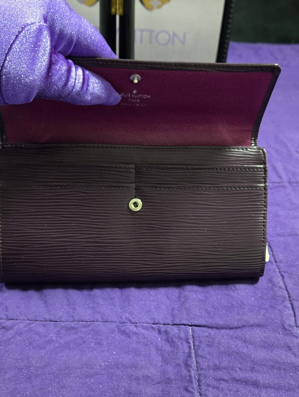 Louis Vuitton Plum Epi Leather Clutch Wallet - Picture 12 of 15